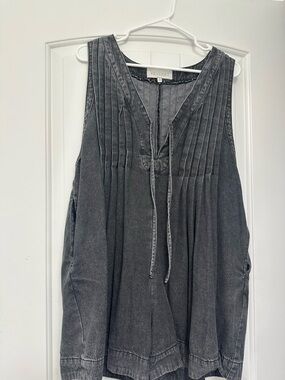 Veveret Charcoal Sleeveless Romper